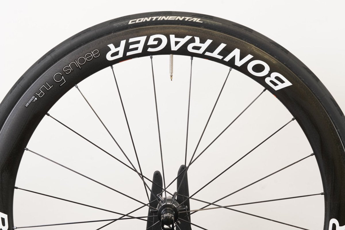 Bontrager Aeolus 5 TLR Carbon Tubeless Clincher Rim Brake Wheelset 11 Speed
