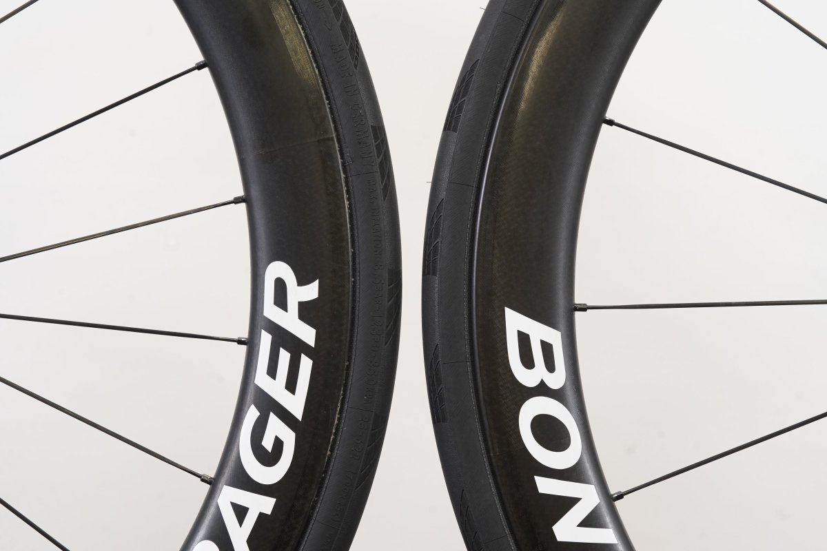 Bontrager Aeolus 5 TLR Carbon Tubeless Clincher Rim Brake Wheelset 11 Speed