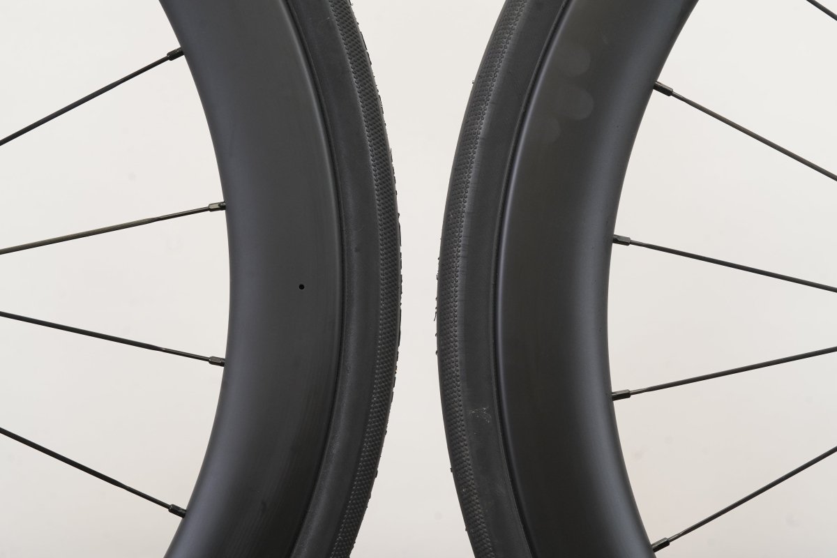 Bontrager Aeolus Elite 50 TLR Carbon Tubeless Clincher Disc Wheelset 11 Speed