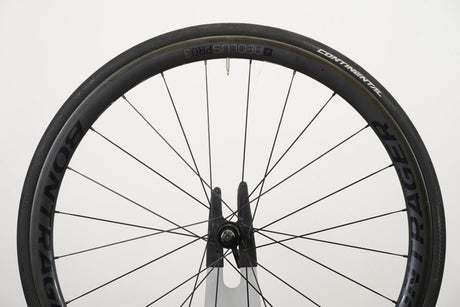 Bontrager Aeolus Pro 3 TLR Carbon Tubeless Clincher Rim Brake Wheelset 11 Speed