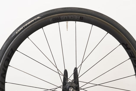 Bontrager Aeolus Pro 3 TLR Carbon Tubeless Clincher Rim Brake Wheelset 11 Speed