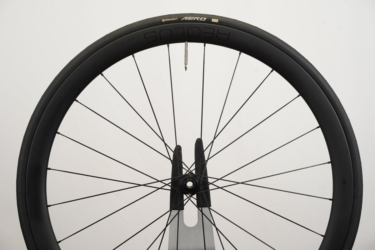 Bontrager Aeolus Pro 37 Zipp ZR1 Carbon Tubeless Clincher Disc Wheelset 12 Speed