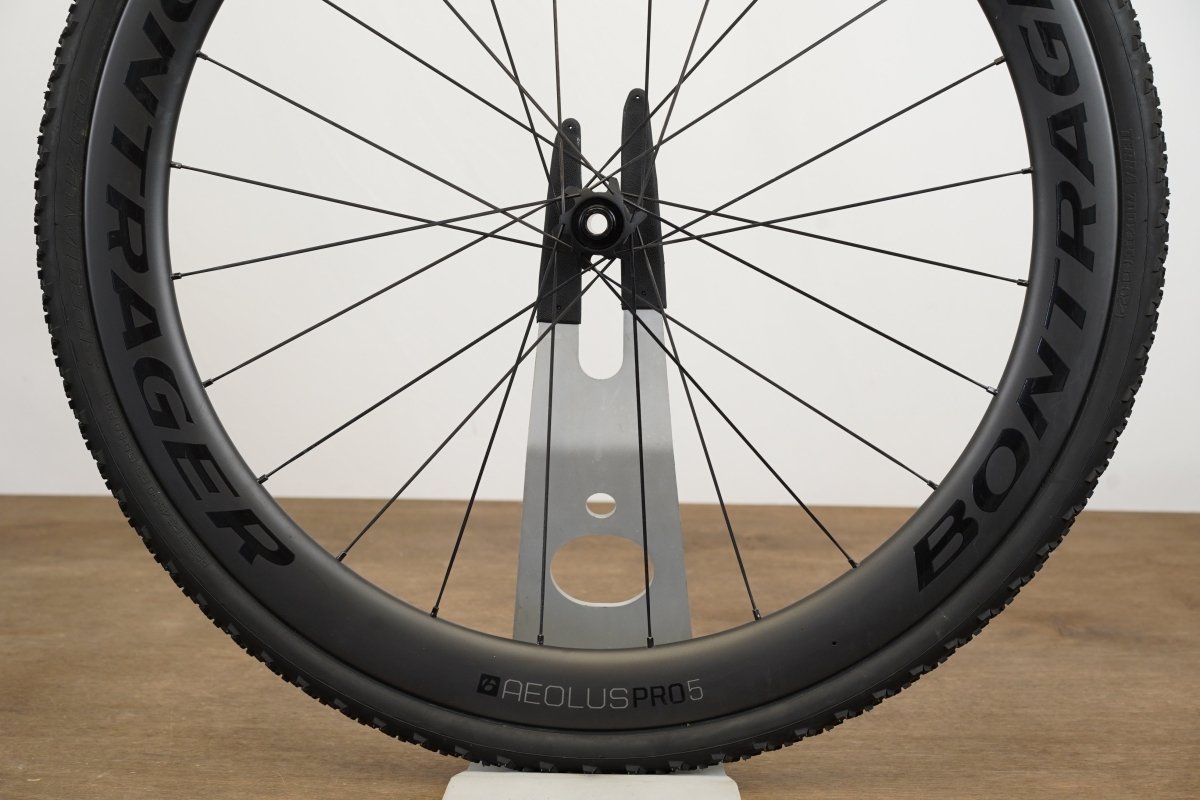 Bontrager Aeolus Pro 5 TLR Carbon Tubeless Clincher Disc Brake Wheelset 11 Speed
