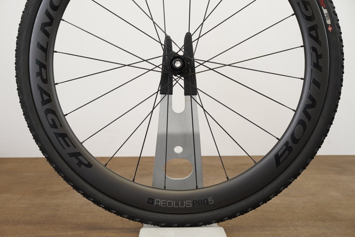 Bontrager Aeolus Pro 5 TLR Carbon Tubeless Clincher Disc Brake Wheelset 11 Speed