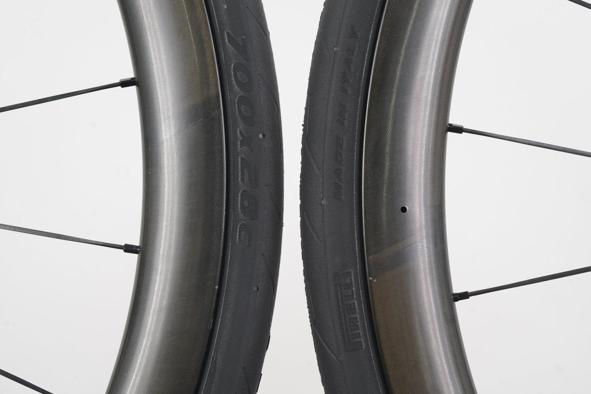 Bontrager Aeolus RSL 37 Carbon Tubeless Clincher Disc Brake Wheelset 11 Speed