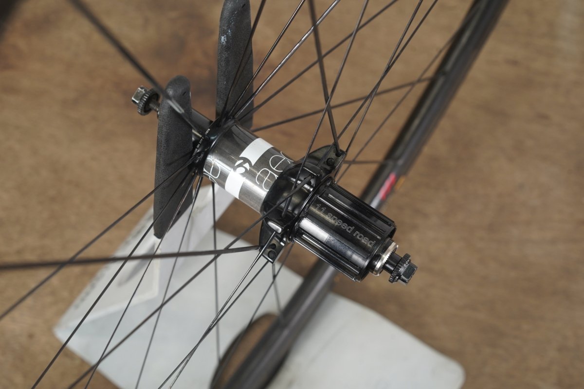 Bontrager Aeolus XXX 2 Carbon Tubular Rim Brake Wheelset Shimano