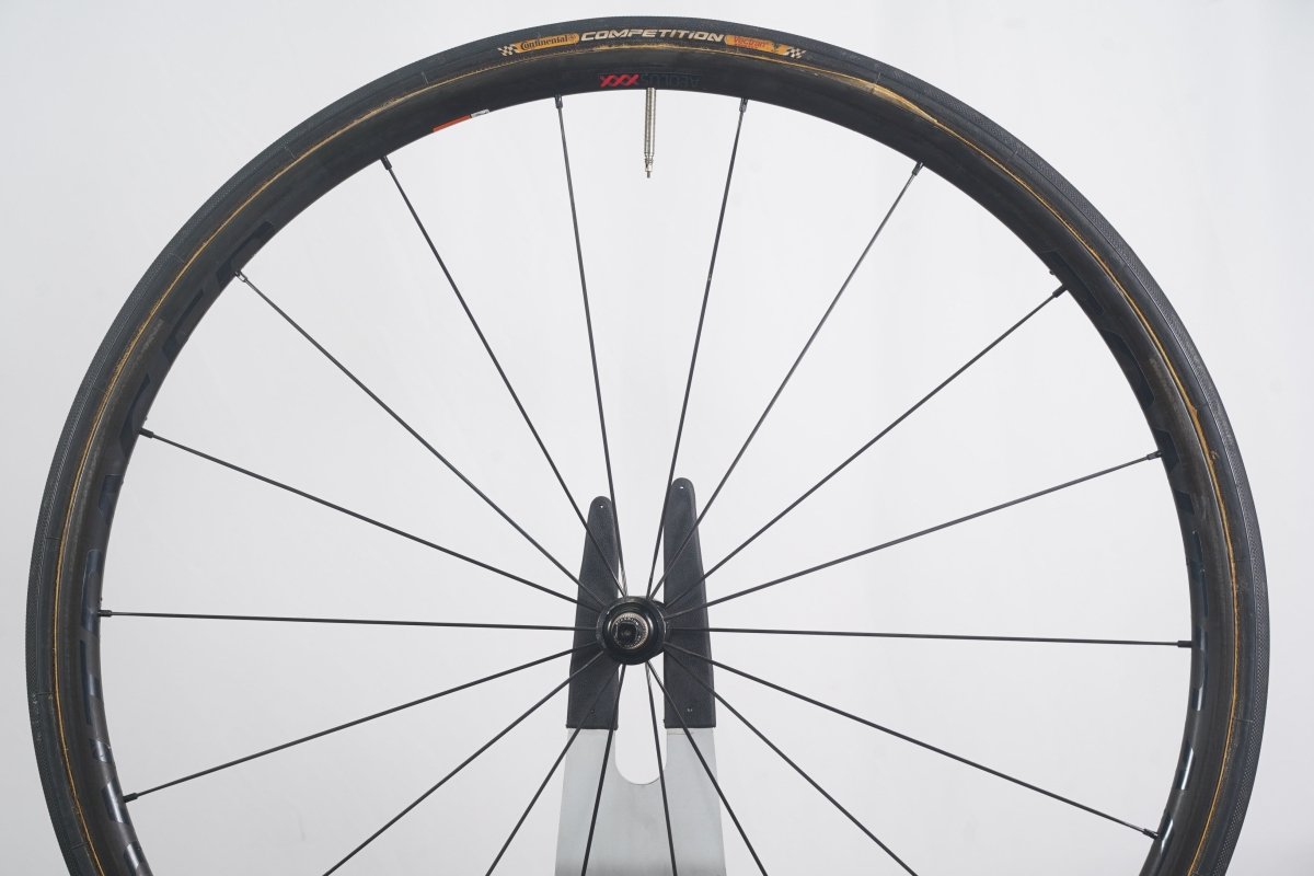 BONTRAGER AEOLUS XXX 2 カーボン シマノ 11速 Bontrager Aeolus XXX 2 Carbon Tubular Rim Brake Wheelset Shimano