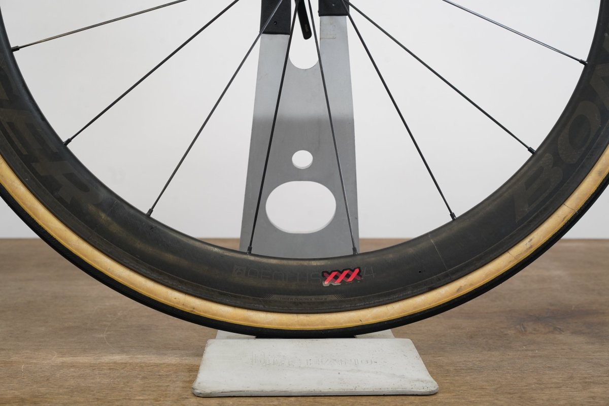 Bontrager Aeolus XXX 4 Carbon Clincher Rim Brake Wheelset Campagnolo 11 Speed