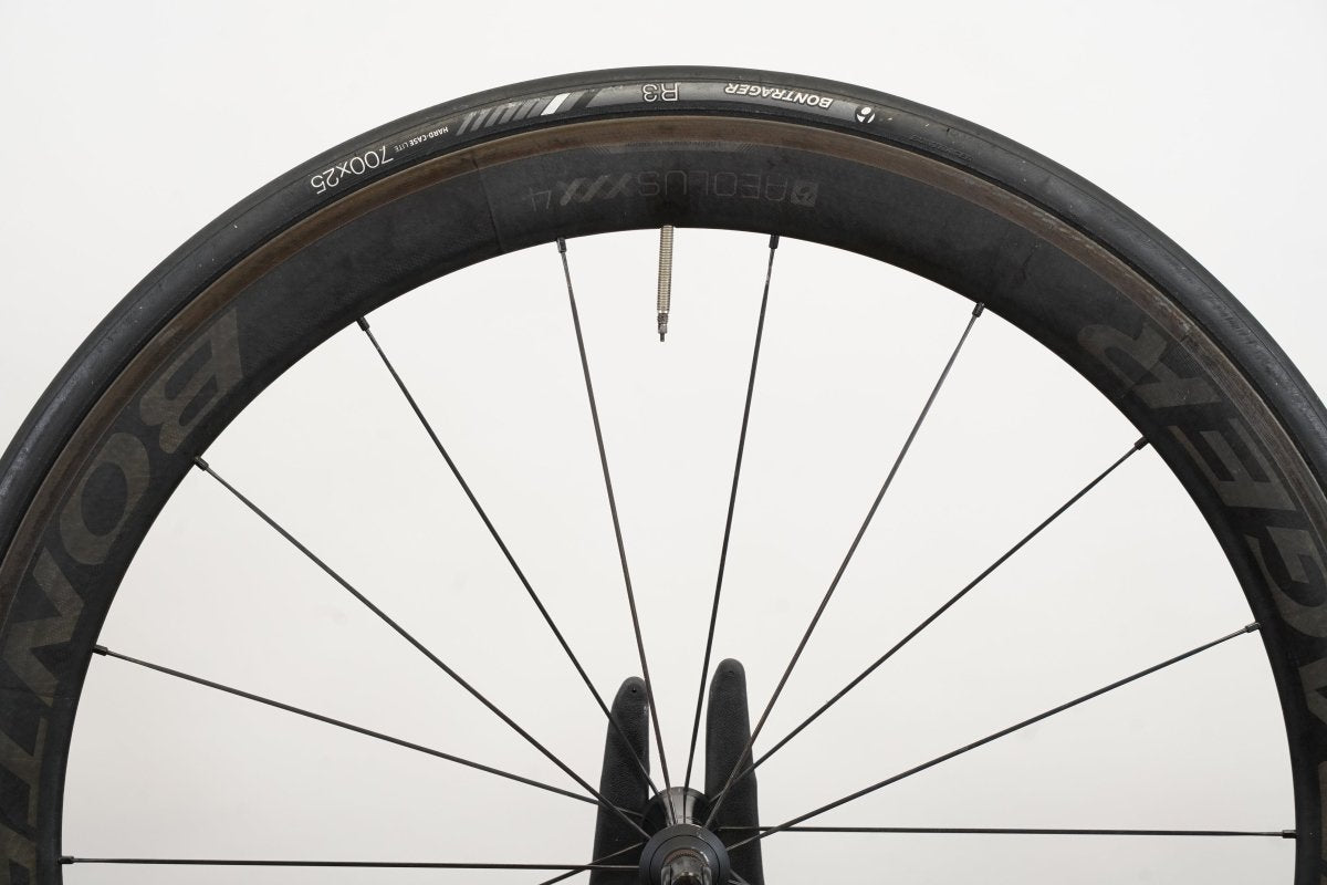 Bontrager Aeolus XXX 4 Carbon Clincher Rim Brake Wheelset Shimano/SRAM 11 Speed