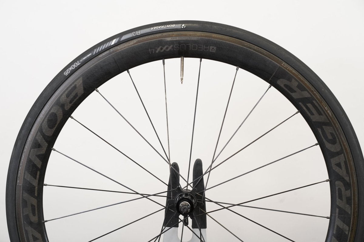 Bontrager Aeolus XXX 4 Carbon Clincher Rim Brake Wheelset Shimano/SRAM 11 Speed