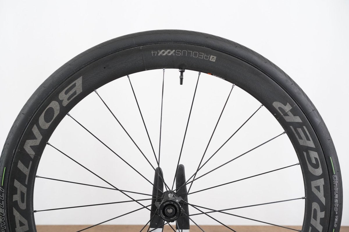 Bontrager Aeolus XXX 4 TLR Carbon Tubeless Clincher Disc Brake Wheelset 11 Speed