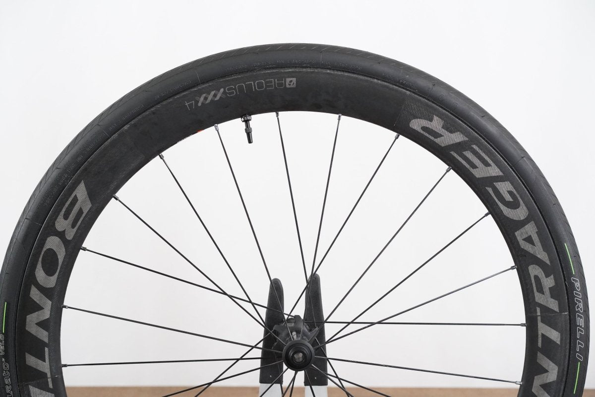 Bontrager Aeolus XXX 4 TLR Carbon Tubeless Clincher Disc Brake Wheelset 11 Speed