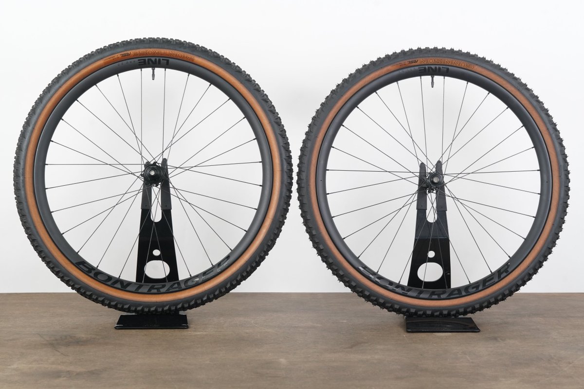 Bontrager Line Pro 30 Carbon Tubeless Disc Brake MTB Wheelset XDR 12 Speed