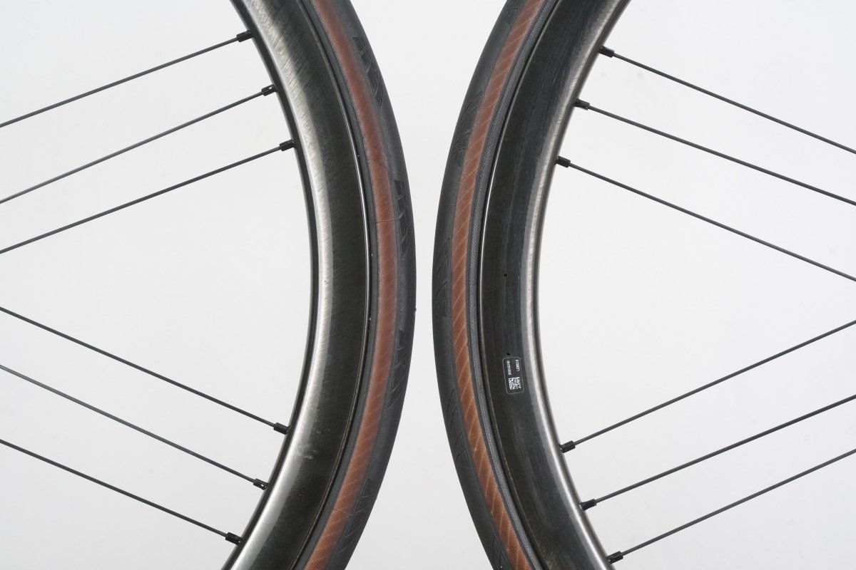 Campagnolo Bora WTO 33 Carbon Tubeless Disc Wheelset SRAM XDR 12 Speed