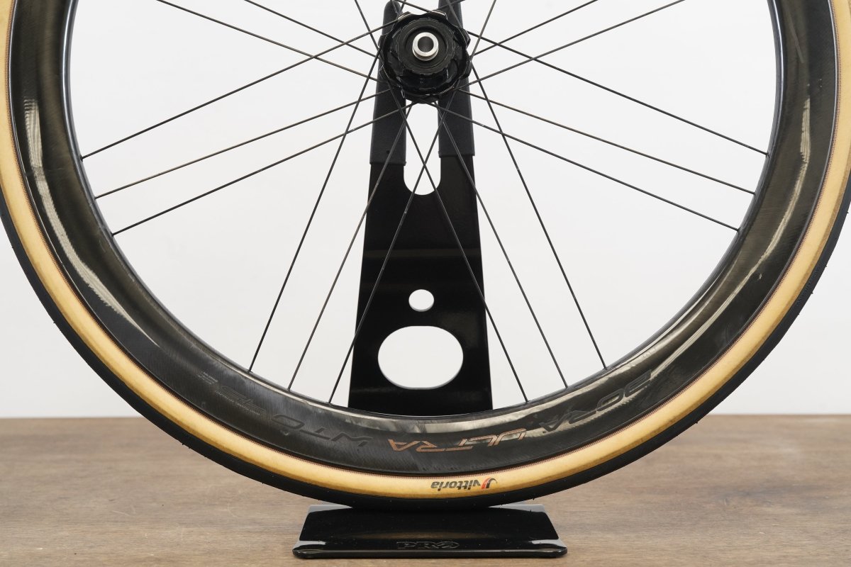 Campagnolo Bora Ultra WTO 45 Carbon Tubeless Clincher Disc Brake Wheelset 11 Speed