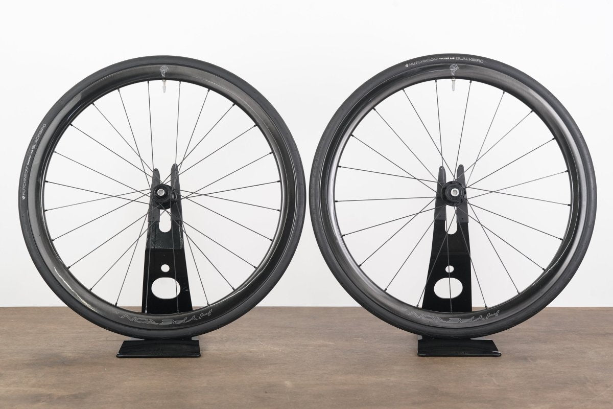 Campagnolo Hyperon Carbon Tubeless Clincher Disc Brake Wheelset 11 Speed