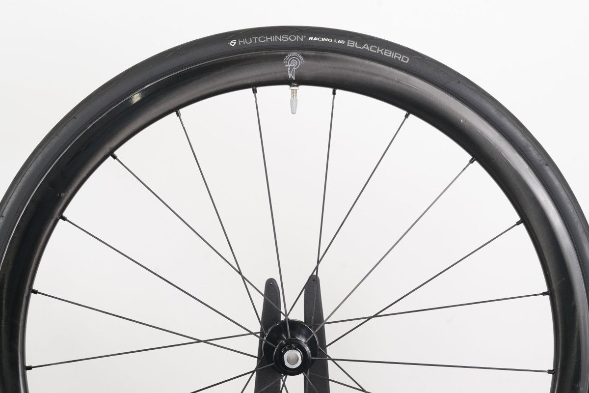Campagnolo Hyperon Carbon Tubeless Clincher Disc Brake Wheelset 11 Speed