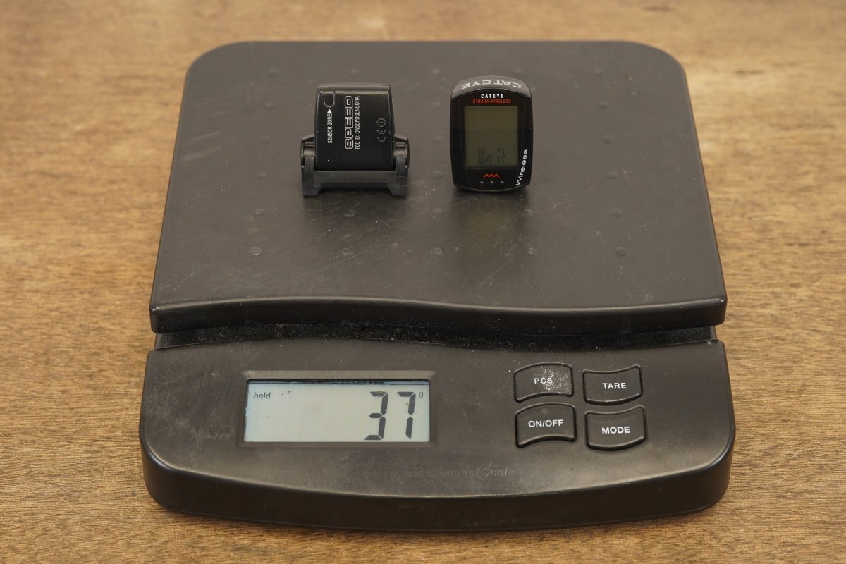 CatEye Strada Wireless Cycling GPS Computer + Mount And Sensor
