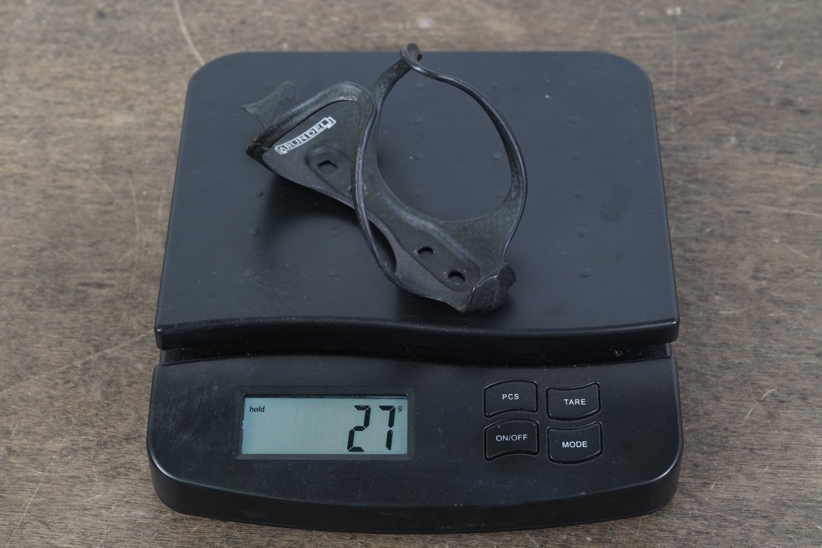 *Damaged* (1) Arundel Mandible Carbon Water Bottle Cage 27g