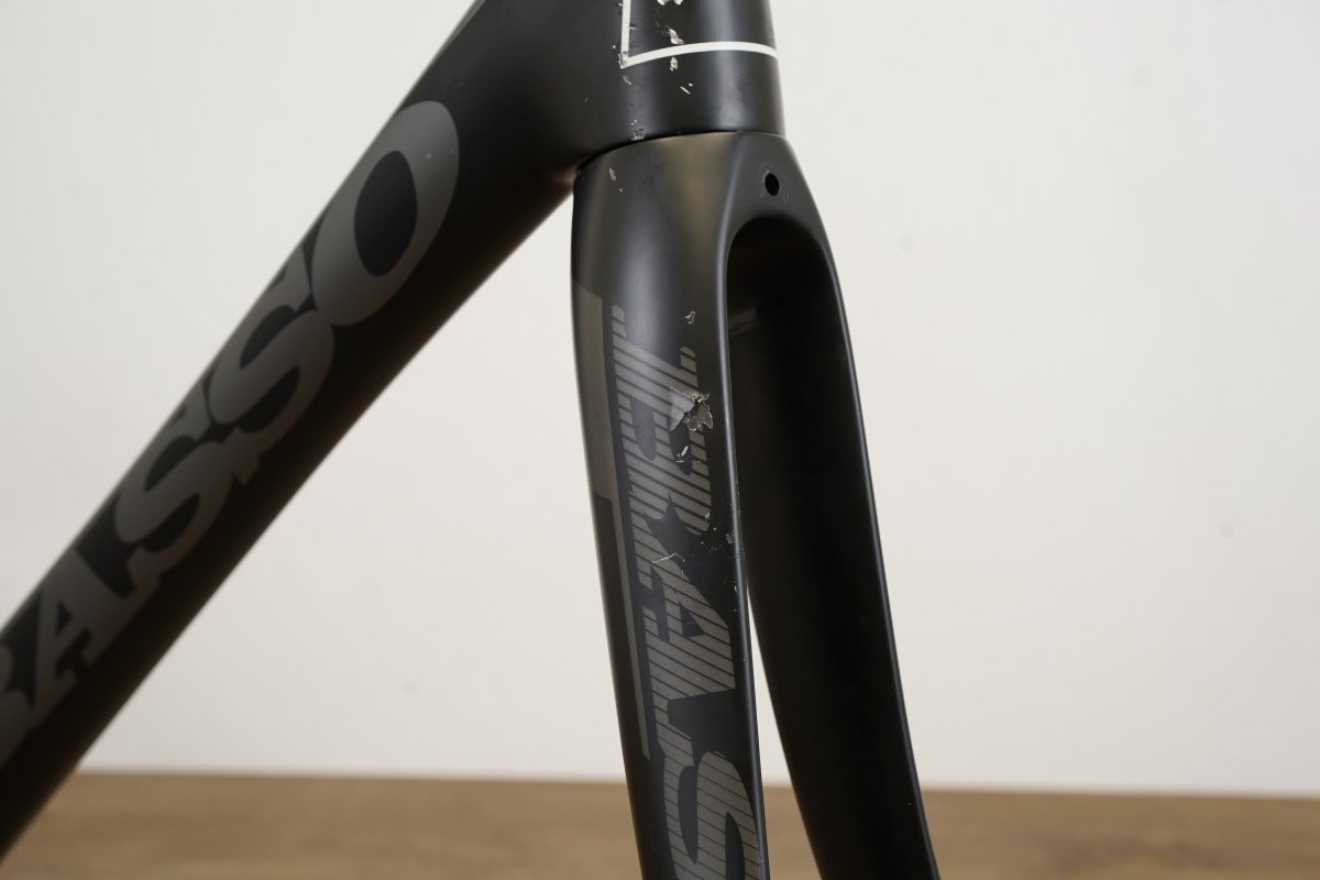 Damaged* 51cm Basso Astra Carbon Rim Brake Road Frameset – Elevate