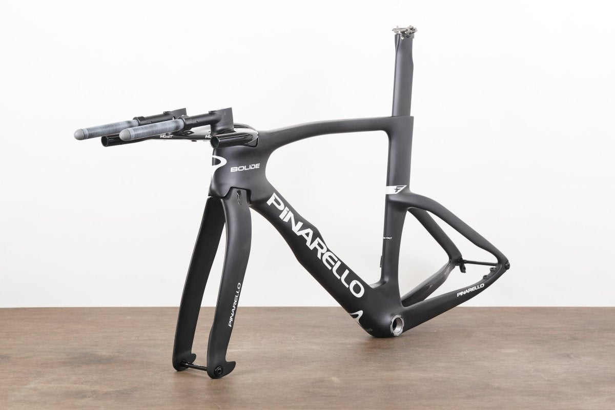 DEMO 52cm Pinarello Bolide TT Carbon Disc Time Trial Triathlon Frameset + Cockpit