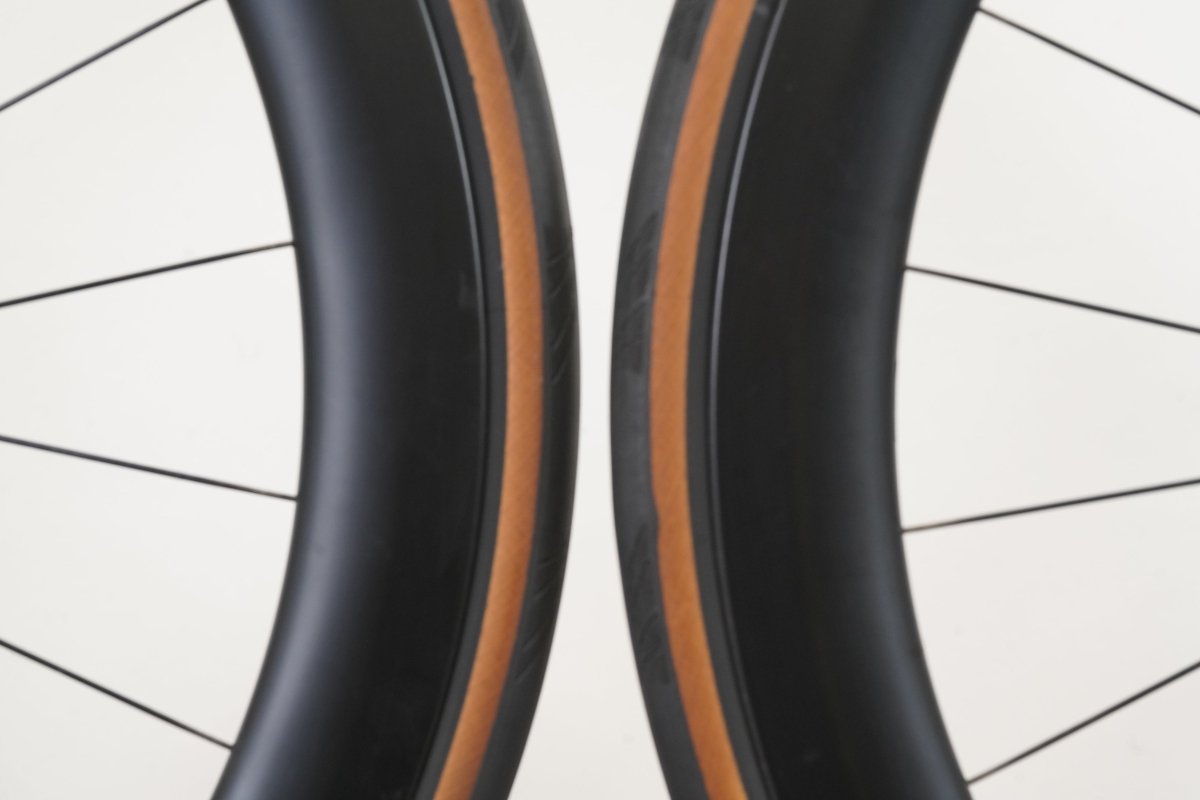 DT Swiss ARC 1400 50 DICUT Carbon Tubeless Clincher Disc Brake Wheelset 11 Speed