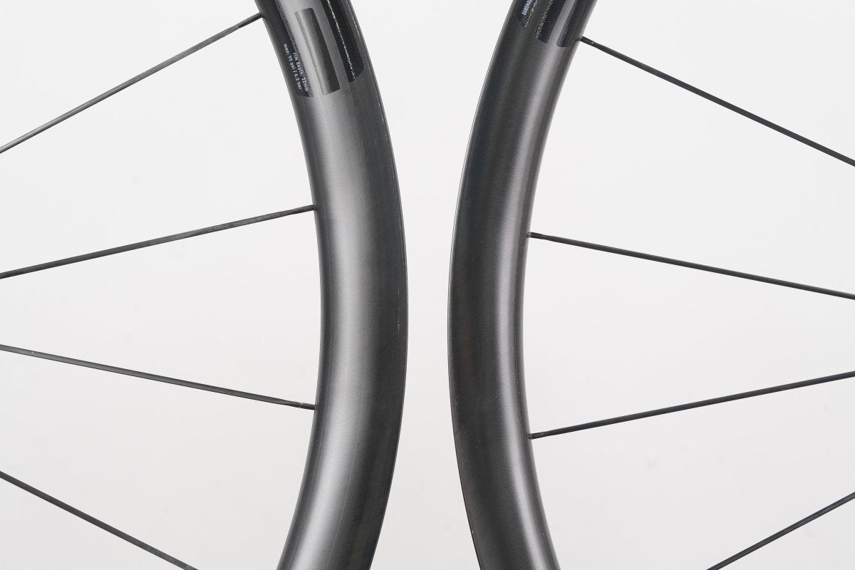 ENVE 2.3 SES Innerdrive Carbon Tubeless Clincher Disc Wheelset SRAM XDR 12 Speed