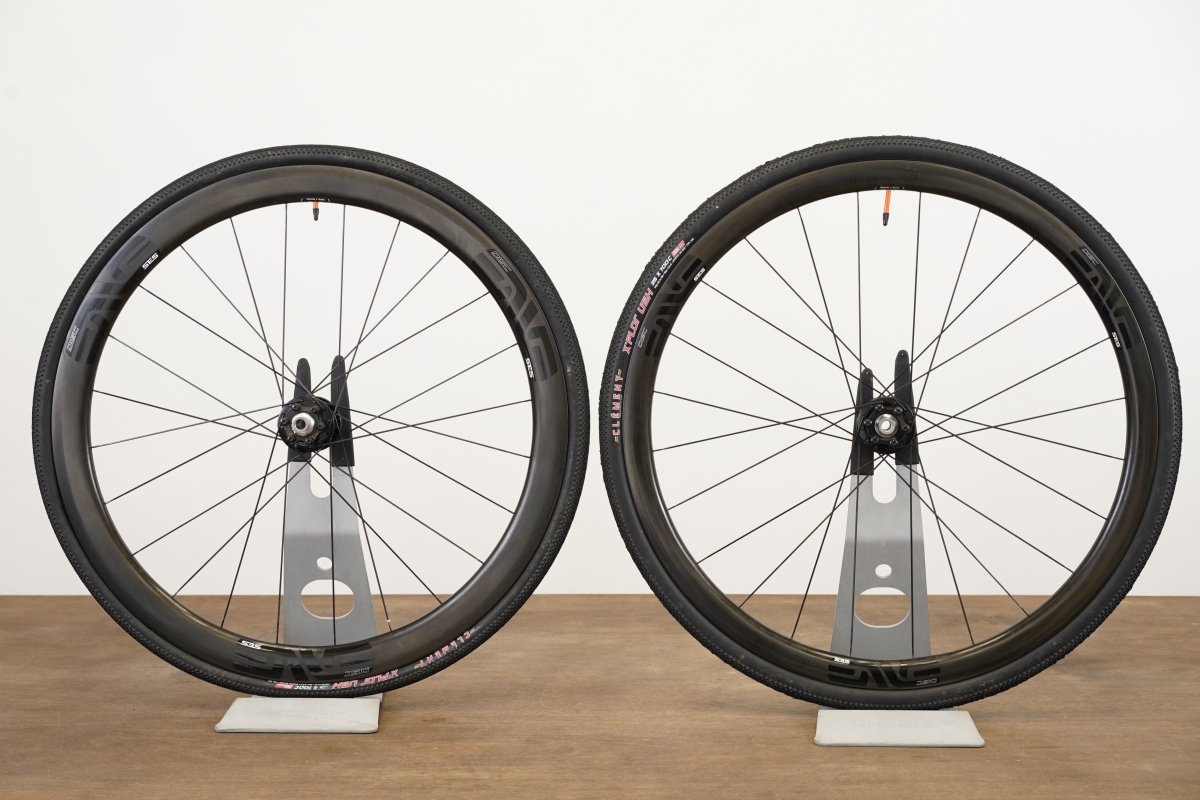 ENVE 3.4 SES Chris King R45D Disc Carbon Tubeless Clincher Disc Wheelset 11 Speed