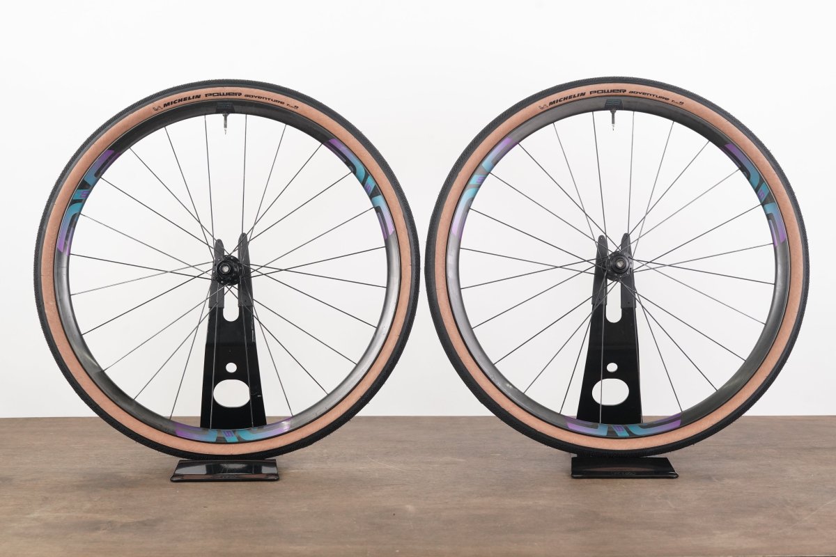 ENVE M5 DT Swiss 240sCarbon Tubeless Disc Brake Gravel CX Wheelset 11 Speed