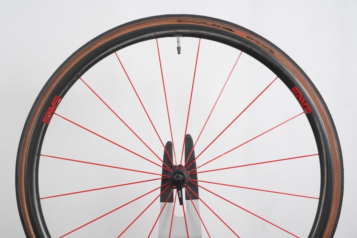 ENVE SES 2.2 Gen 2 Carbon Tubeless Clincher Rim Brake Wheelset XDR 12 Speed