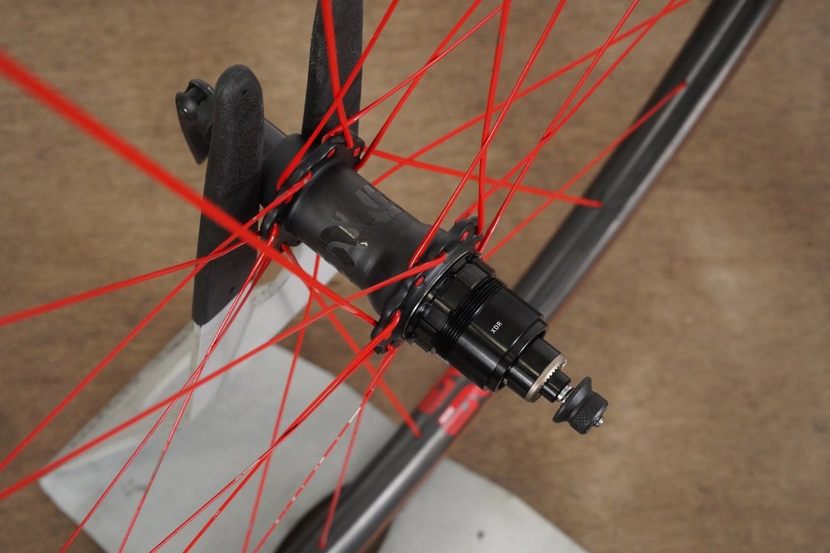 ENVE SES 2.2 Gen 2 Carbon Tubeless Clincher Rim Brake Wheelset XDR