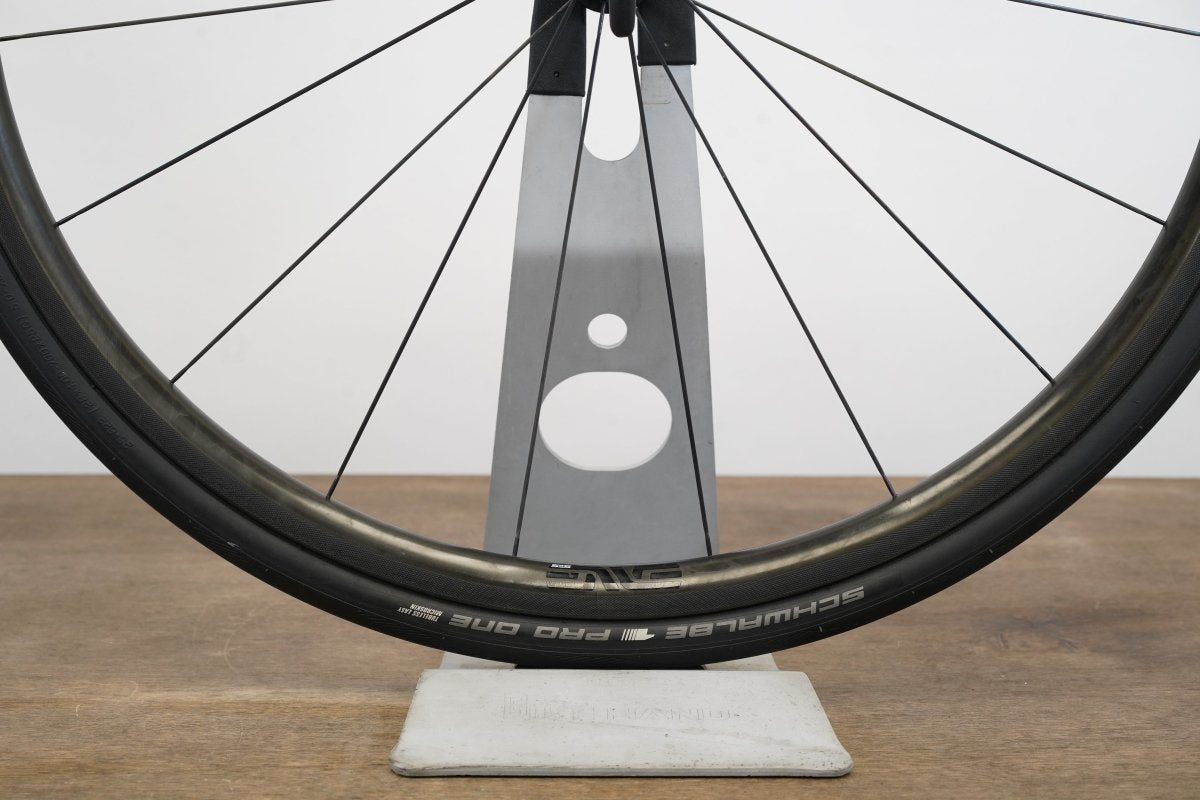 ENVE SES 2.2 Gen 2 DT Swiss 240s Carbon Tubeless Rim Brake Wheelset 11 Speed