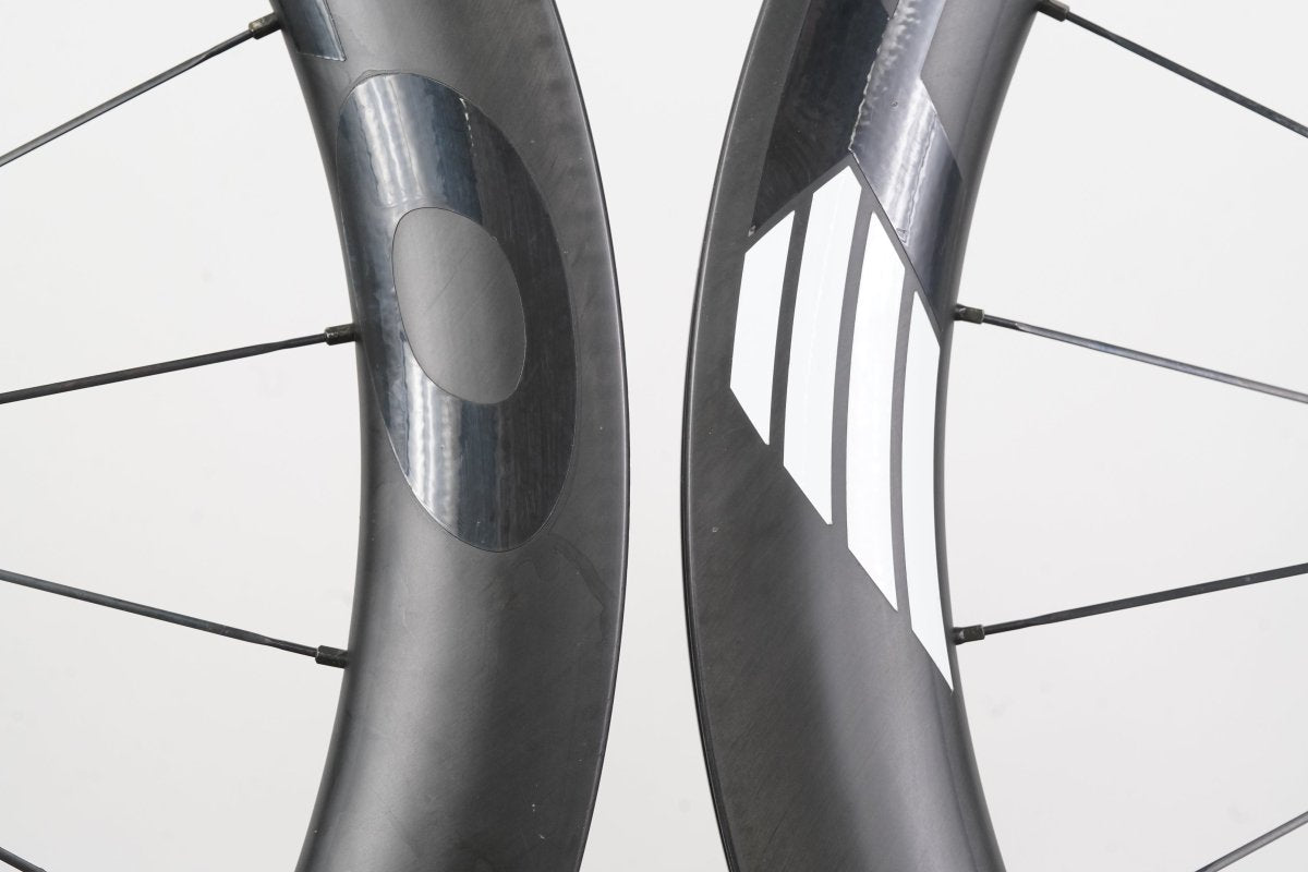 FLO G700 Carbon Tubeless Clincher Disc Brake Wheelset XDR 12 speed