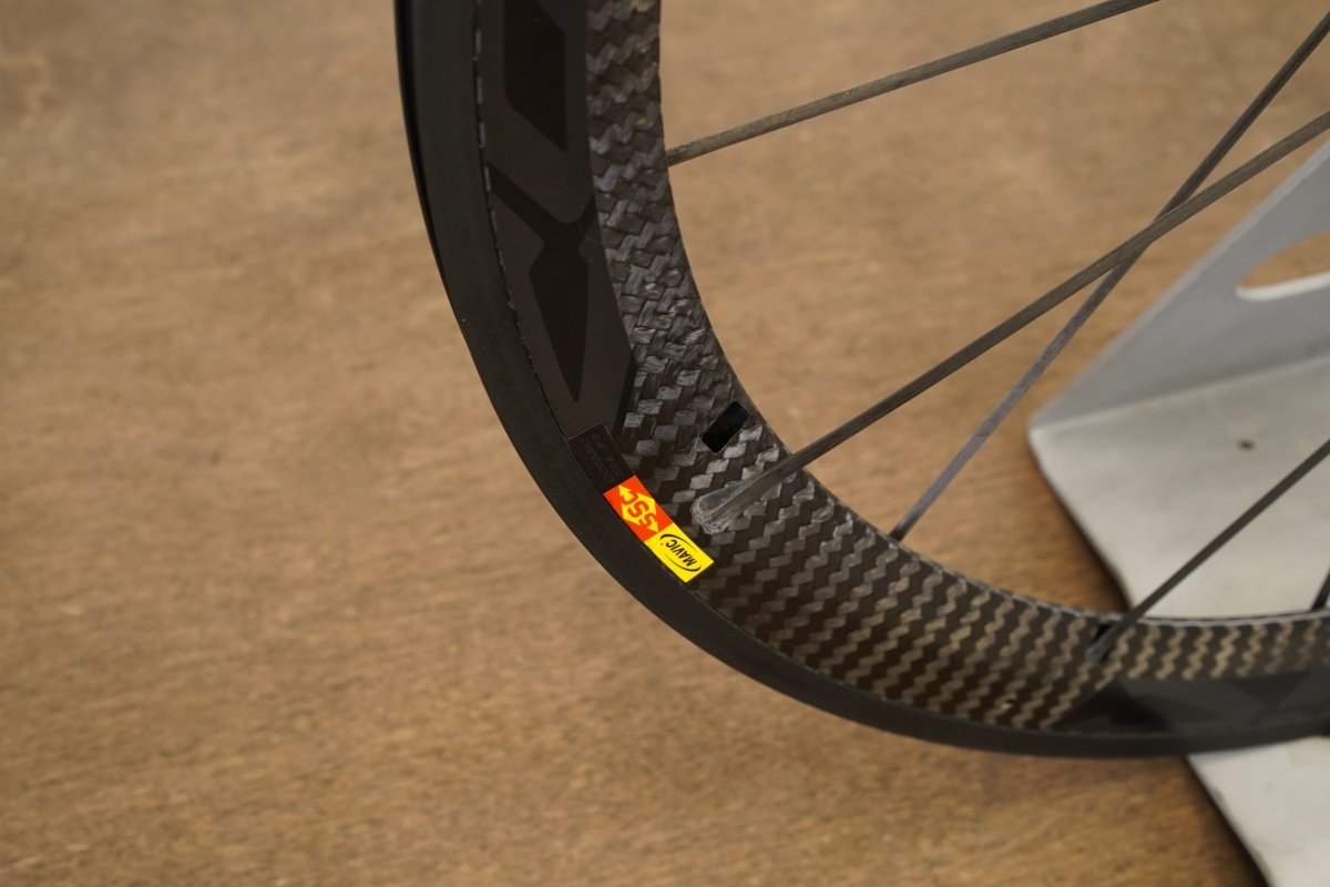 FRONT Mavic Cosmic SLR Carbon Clincher Rim Brake Wheel – Elevate