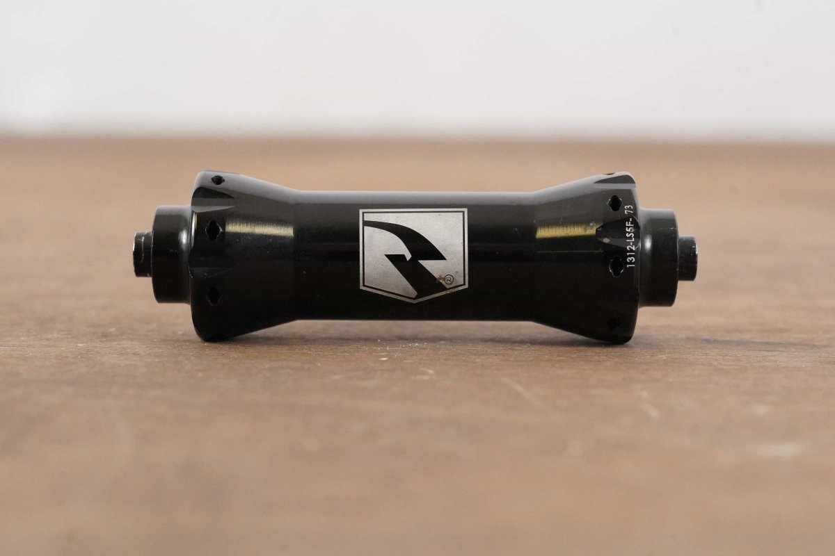 FRONT Reynolds Attack 16 Hole QRx100 Hub