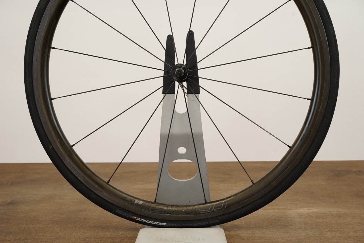FRONT Roval CLX 32 Carbon Tubeless Clincher Rim Brake Wheel