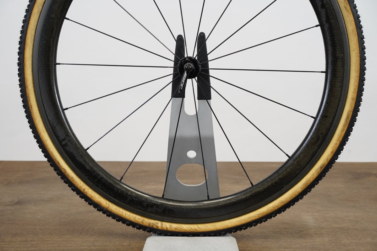 FRONT Zipp 303 Firecrest 88/188 Clincher Carbon Rim Brake Wheel