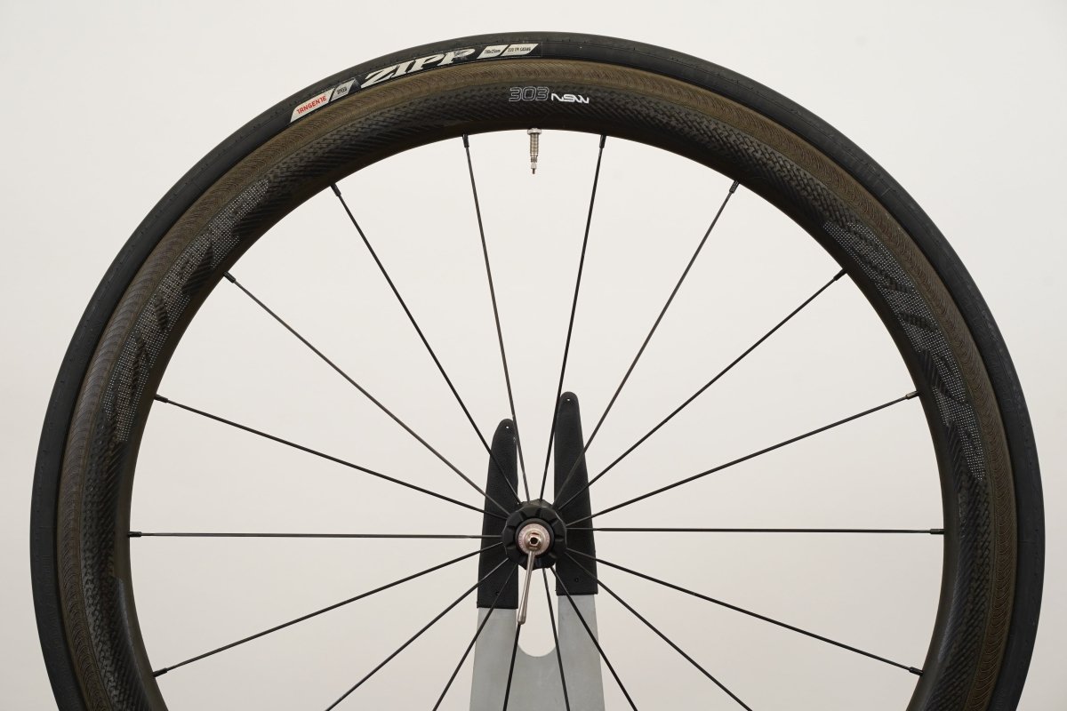 FRONT Zipp 303 NSW Cognition Carbon Clincher Rim Brake Wheel