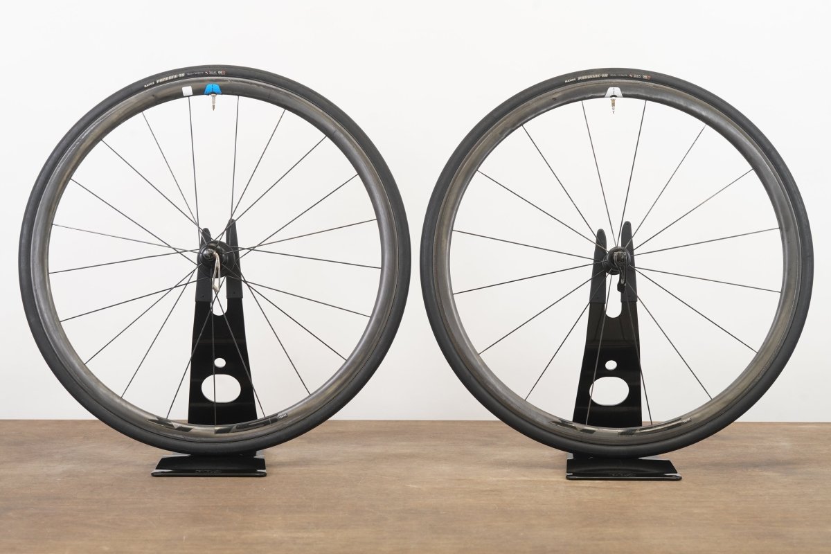 Giant SLR 0 Carbon Tubeless Clincher Rim Brake Wheelset Shimano/SRAM 11 Speed