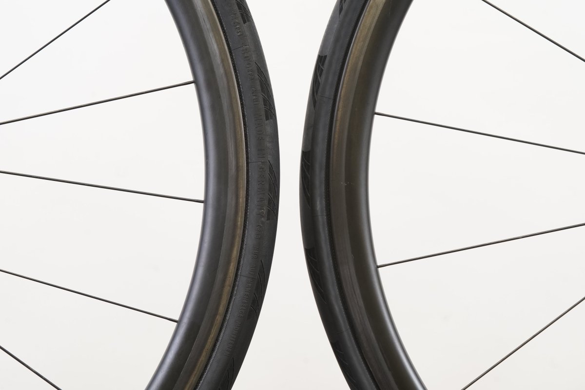 Giant SLR 1 Carbon Tubeless Rim Brake Wheelset Shimano/SRAM 11 Speed