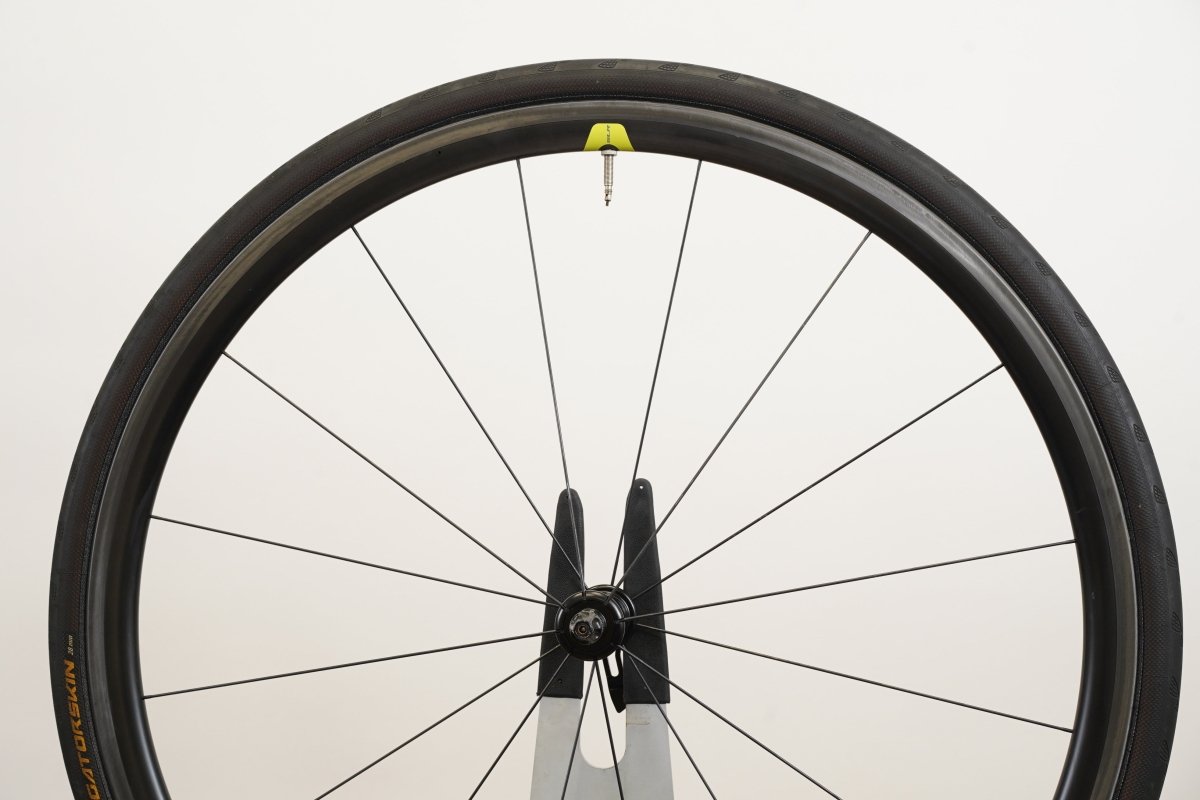 Giant SLR 1 Carbon Tubeless Rim Brake Wheelset Shimano/SRAM 11 Speed