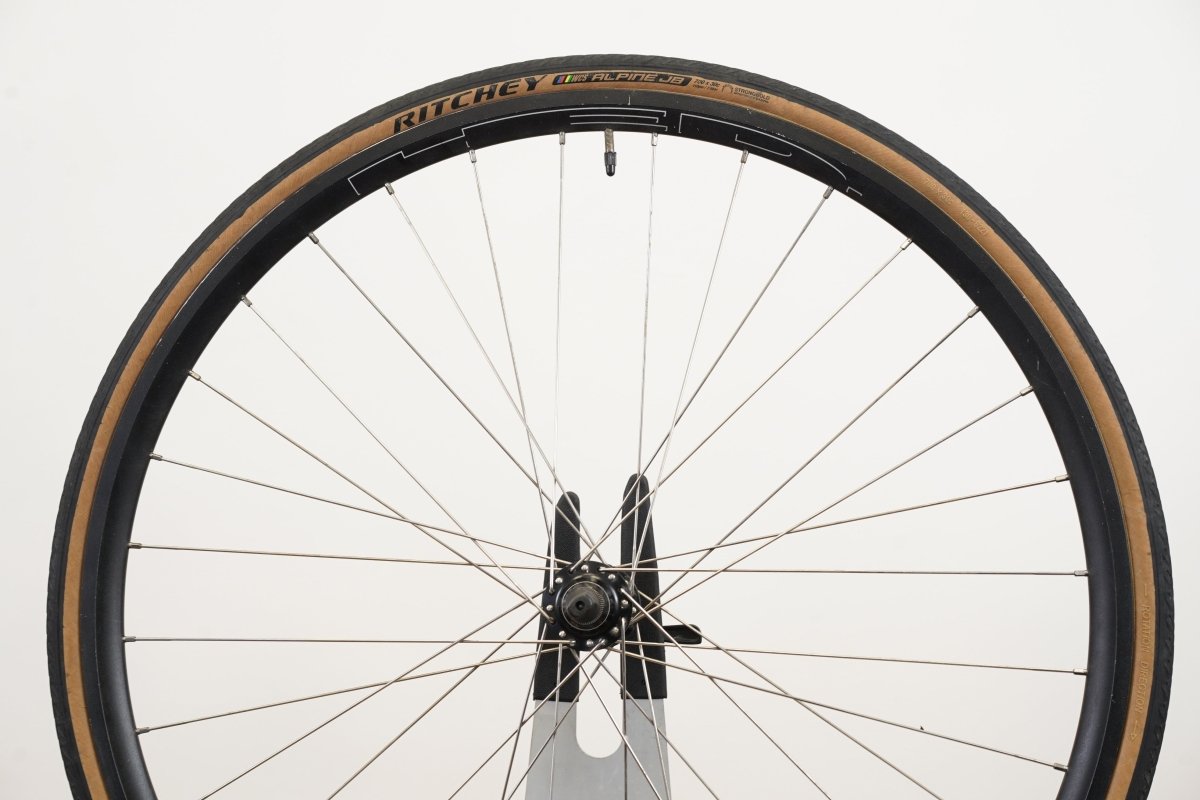 HED Belgium Black DT Swiss 350 Alloy Clincher Disc Brake Wheelset 11 Speed