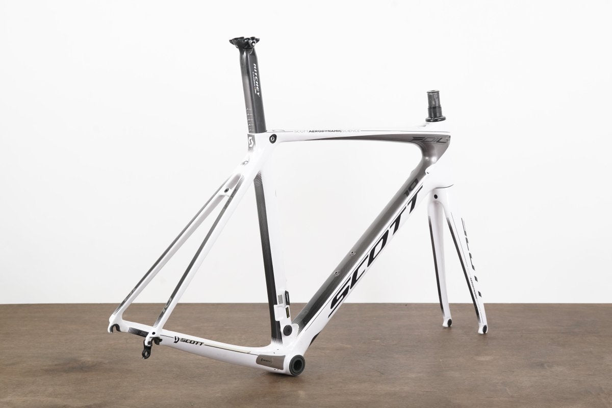 L (56cm) Scott Foil 10 Carbon Aero Rim Brake Road Frameset