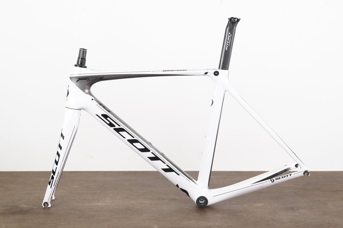 L (56cm) Scott Foil 10 Carbon Aero Rim Brake Road Frameset