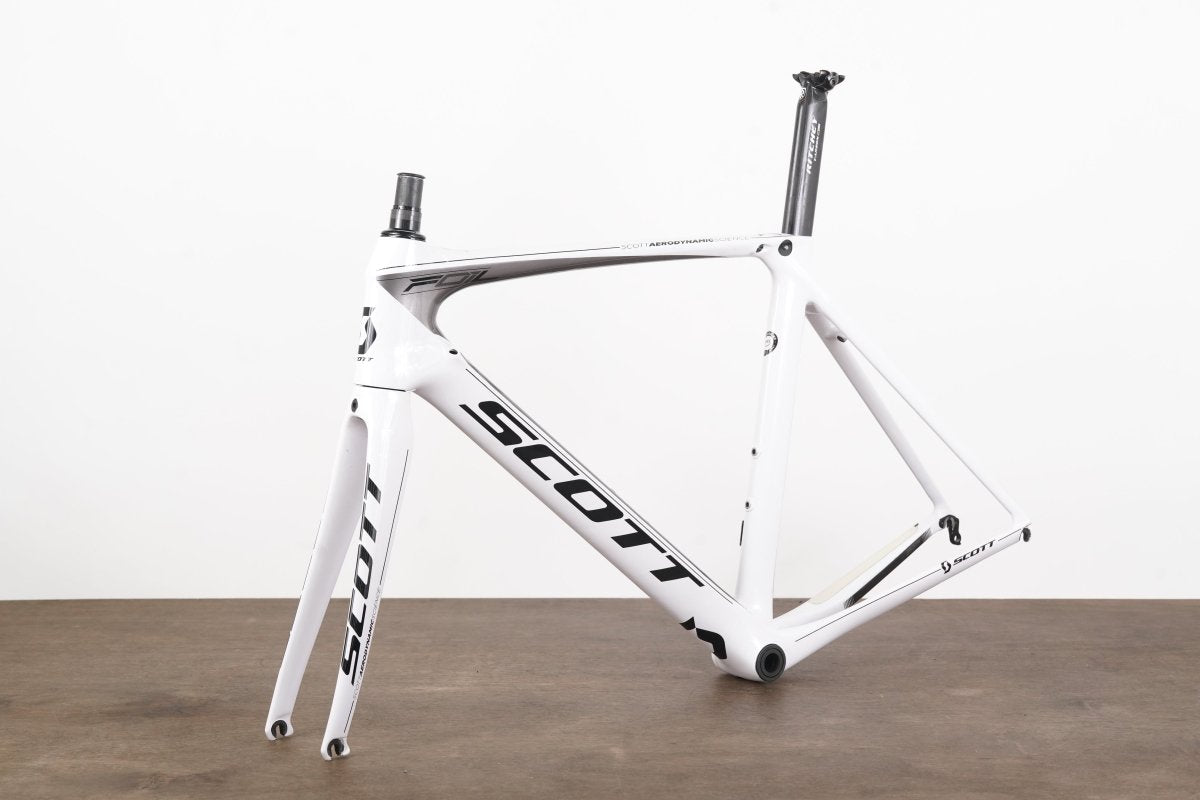L (56cm) Scott Foil 10 Carbon Aero Rim Brake Road Frameset