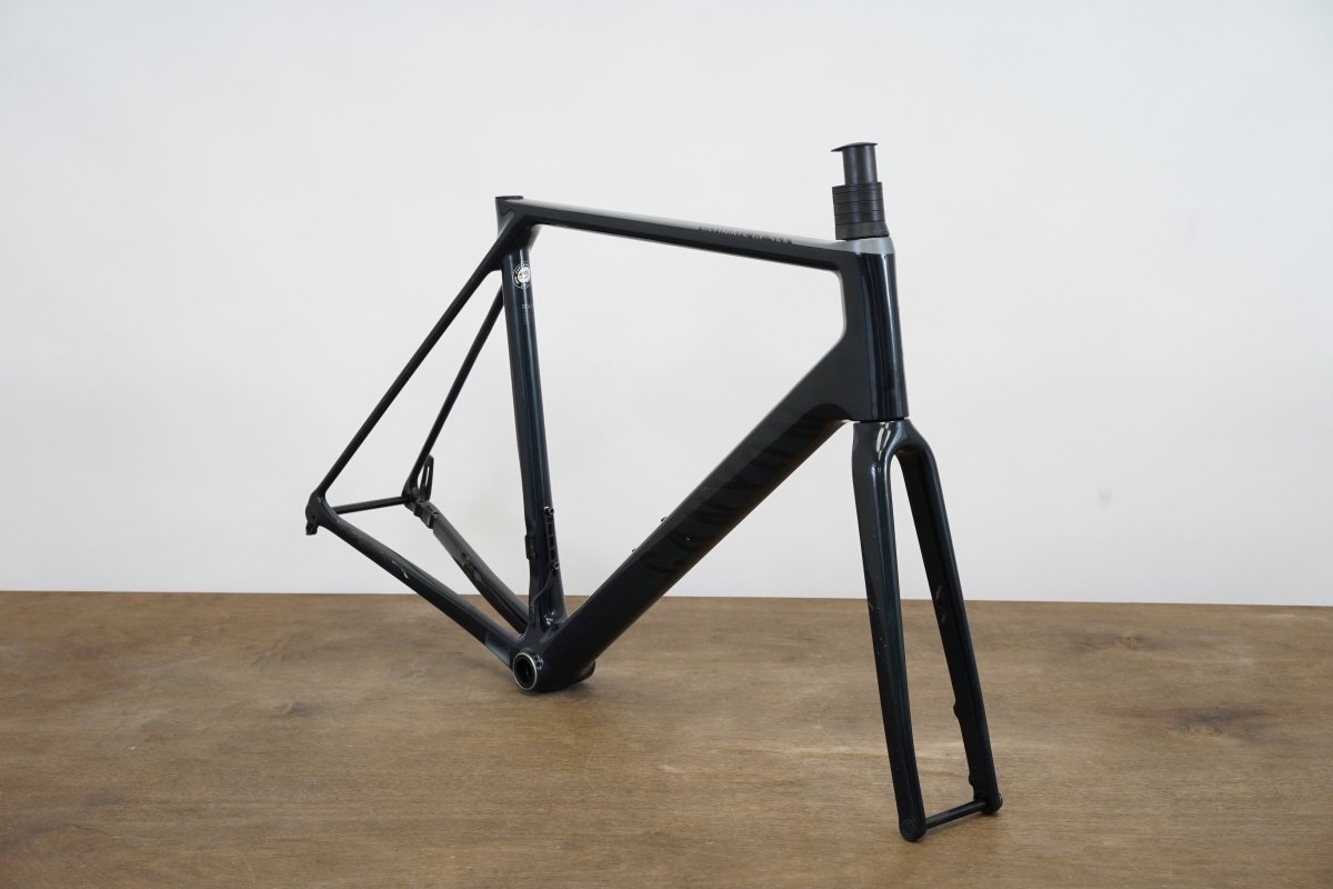 L (Large) Canyon Ultimate CF SLX Carbon Disc Brake Road Frameset *Repaired*