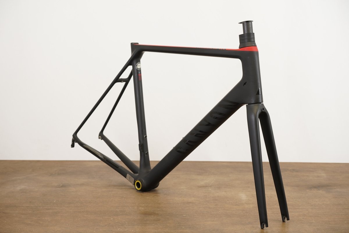 L (Large) Canyon Ultimate CF SLX Carbon Rim Brake Road Frameset