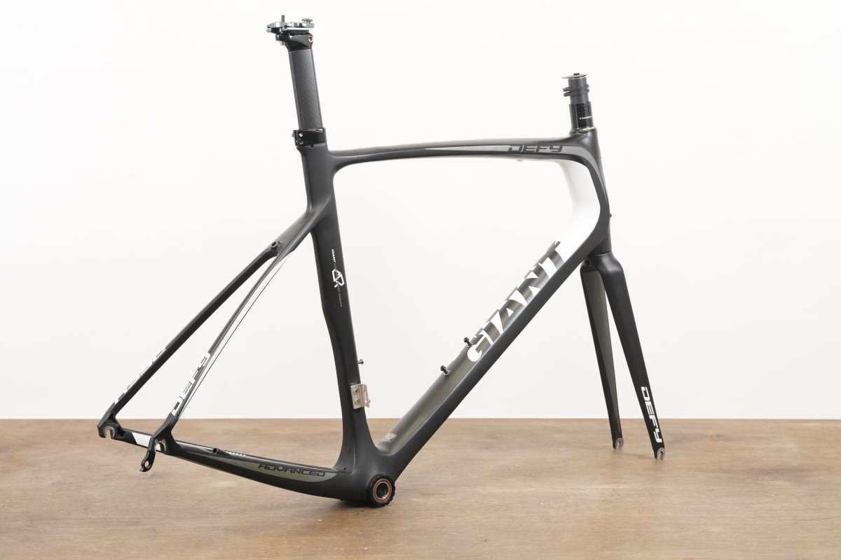 L (Large) Giant Defy Advanced 0 Carbon Rim Brake Road Frameset