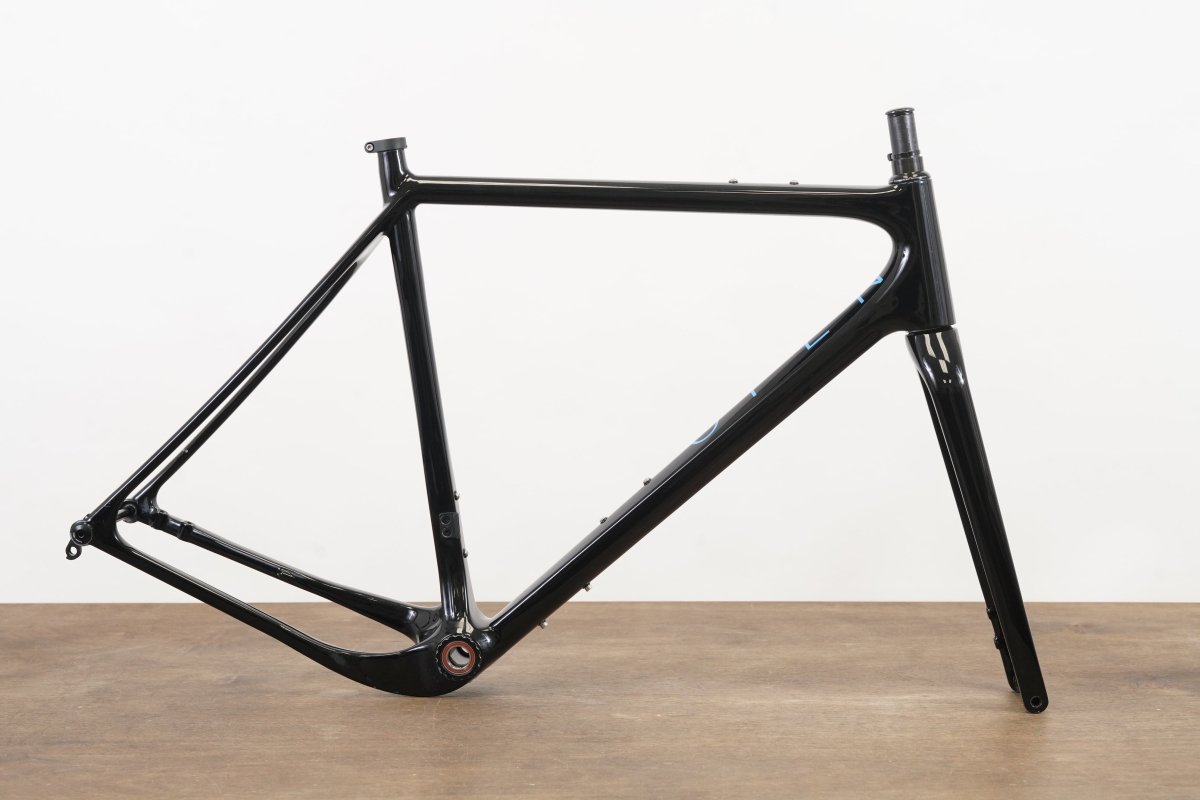 L (Large) Open U.P.P.E.R Carbon Disc Brake Gravel Frameset