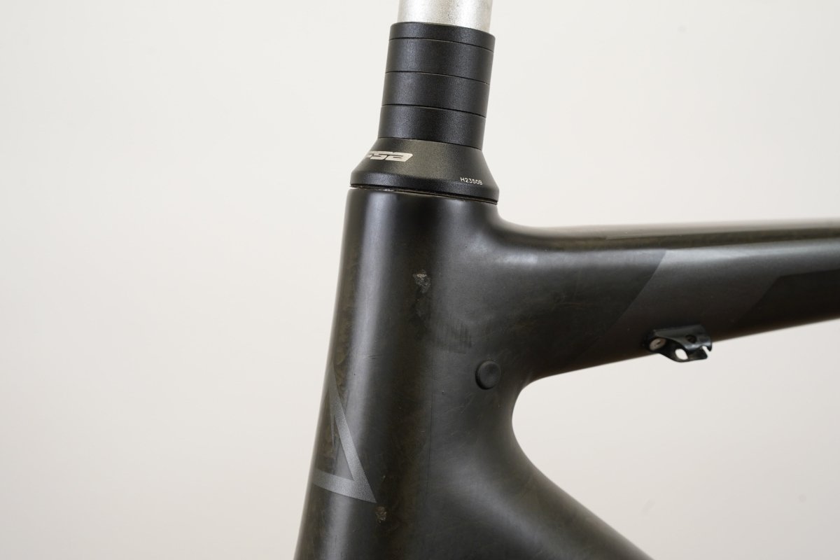 M (Medium) Fuji Altamira LE 1.1 Carbon Rim Brake Road Frameset